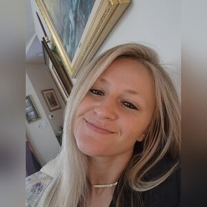 Meet your Posher, Jasmine